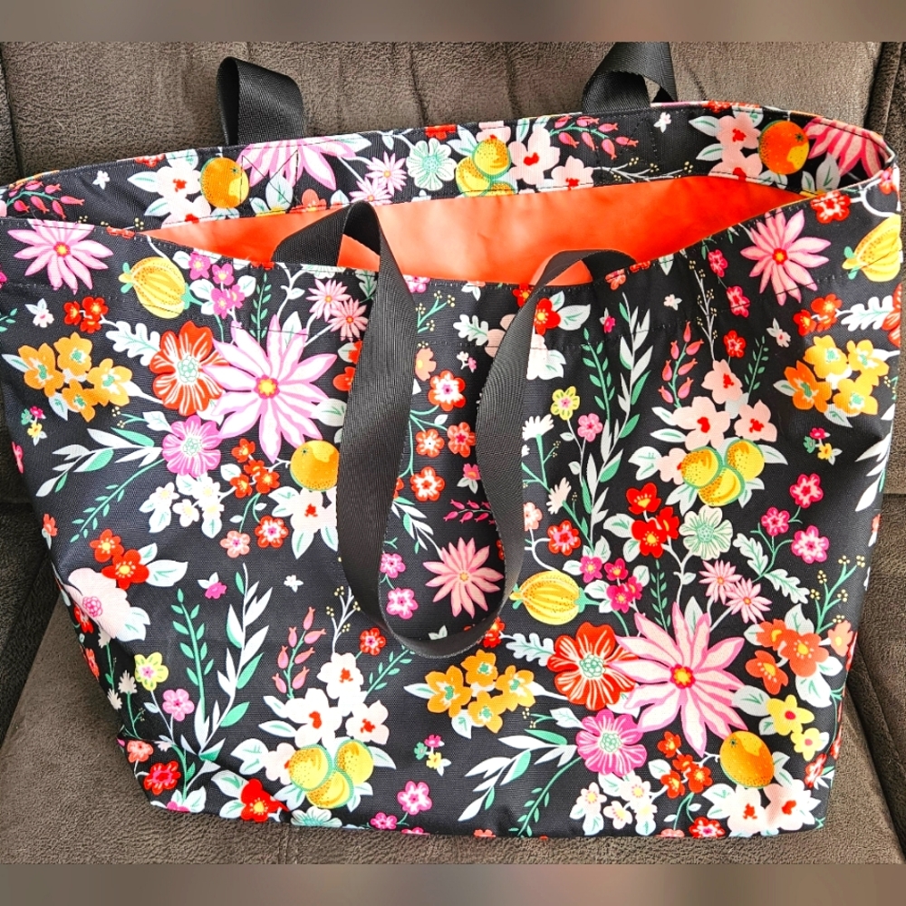Vera Bradley tote